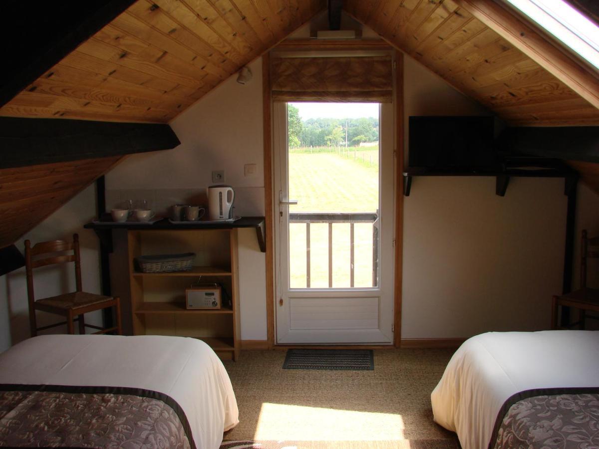 La Blanche Roche Bed & Breakfast Sourdeval Exterior foto